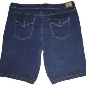 LEVI'S BLUE JEAN SHORTS WOMEN'S SIZE 24 *NEW